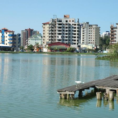 Appartamento Apartamento Na Praia De Torres Esterno foto