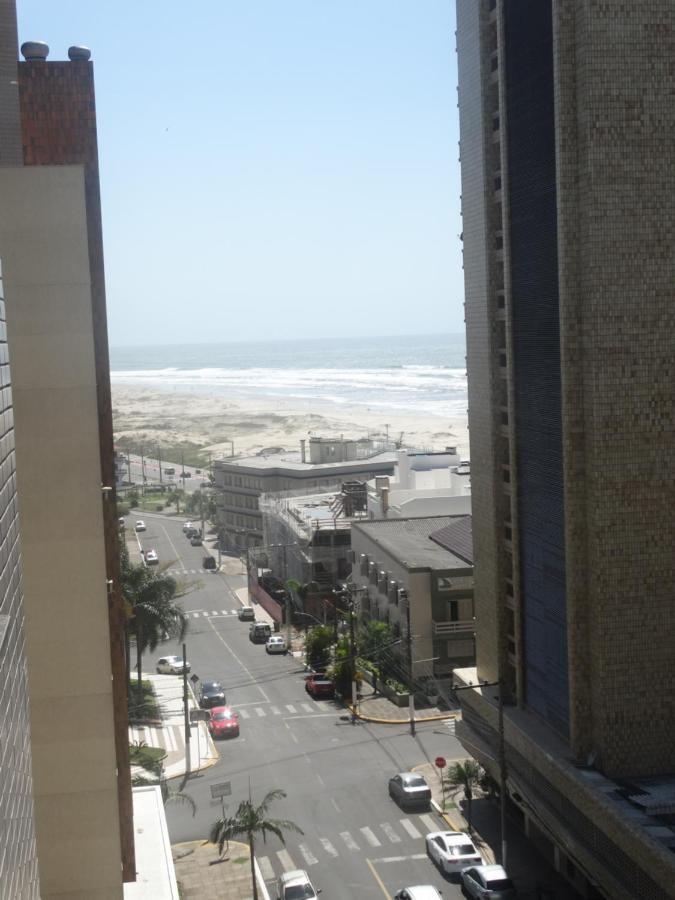 Appartamento Apartamento Na Praia De Torres Esterno foto